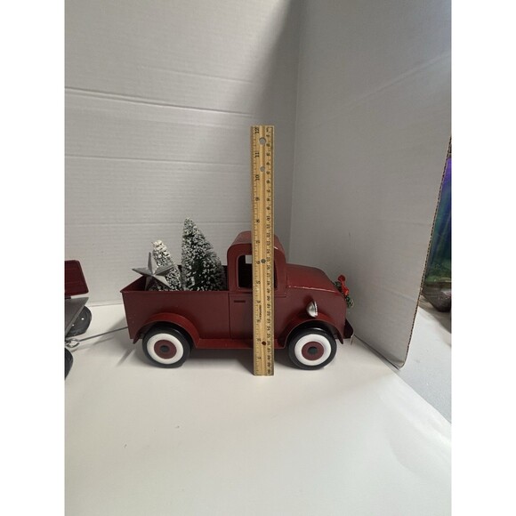 Vintage Style Red Metal Pickup Truck & Trailer Christmas Decoration Flocked Tree - Picture 4 of 9